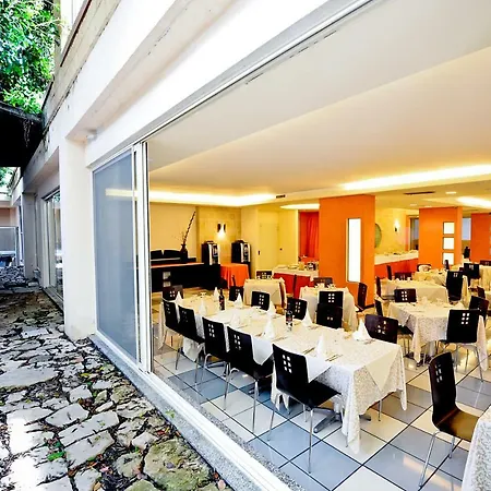 Cala Saracena Lejlighedshotel 4*