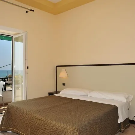 Cala Saracena 4* Torre Vado