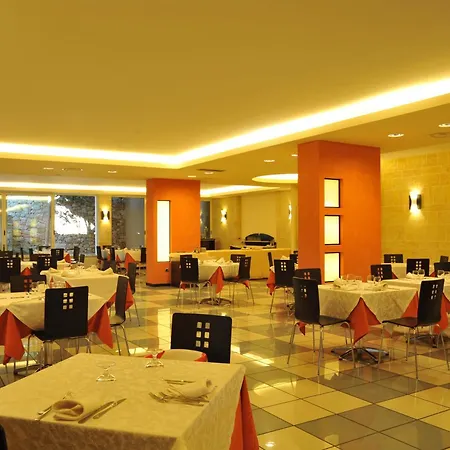 Cala Saracena Apart-hotel 4*