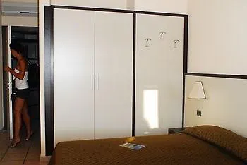 Cala Saracena Lejlighedshotel Torre Vado