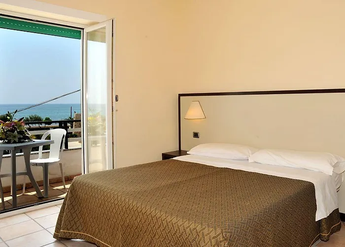 Cala Saracena Aparthotel Torre Vado